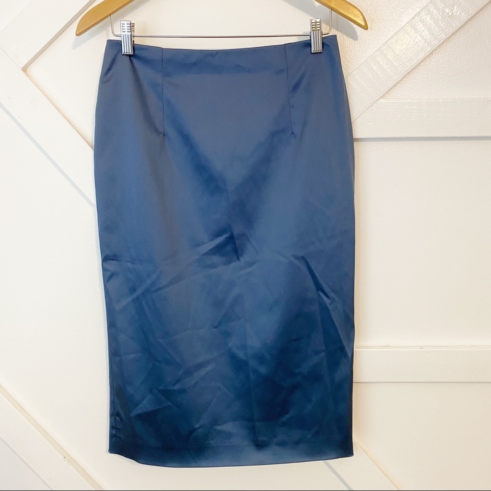 St. John Satin Knee Length Pencil Skirt Blue Sz 6